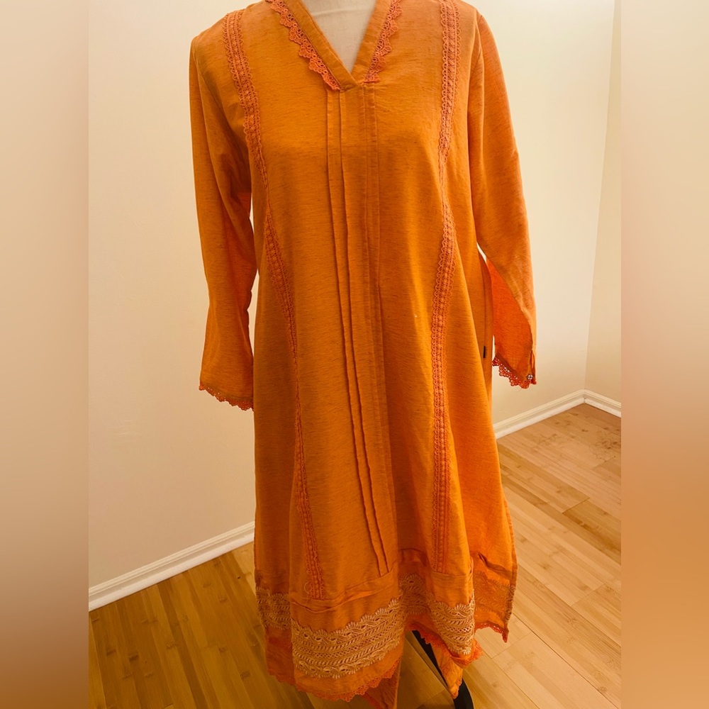 Pakistanis outfit